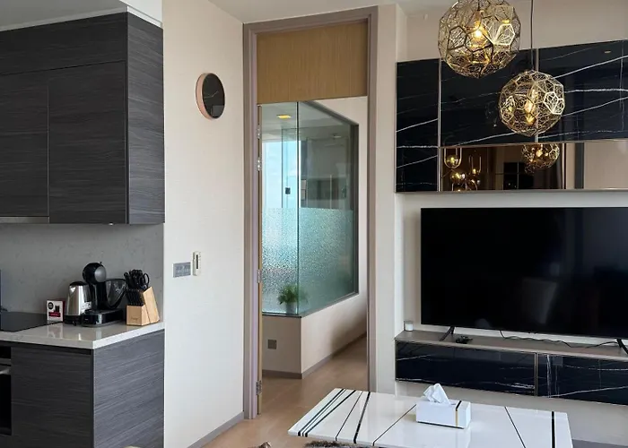 Apartment The Esse Asoke *